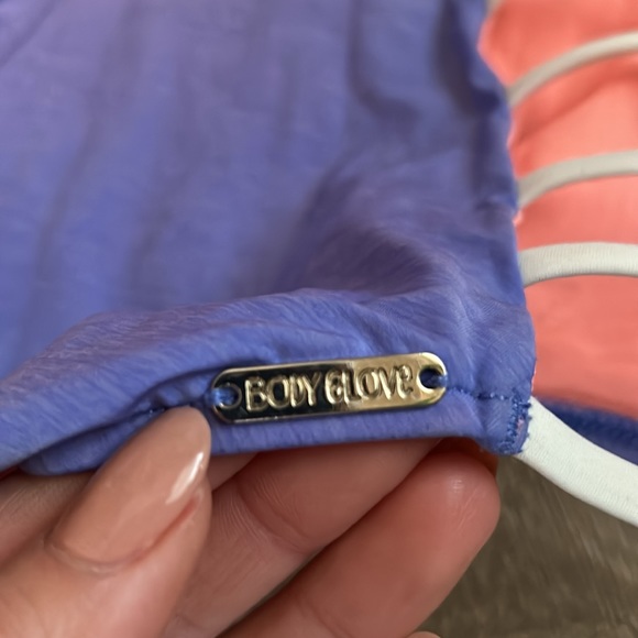 size small BODY GLOVE one piece bathing suit, purple/white - Picture 4 of 6